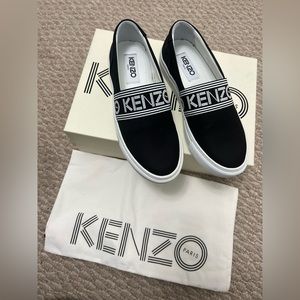 Kenzo Kapri Sneakers Sz 5 (New and never used)